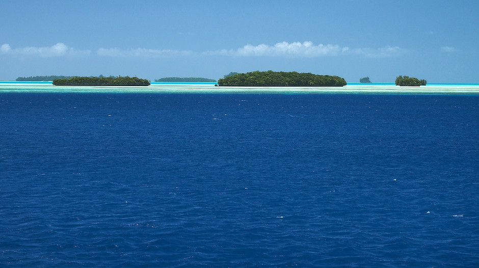 Palau islands atoll edge