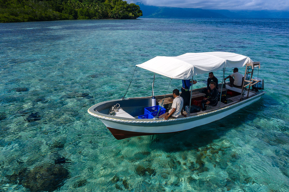 Kusu Resort snorkel boat
