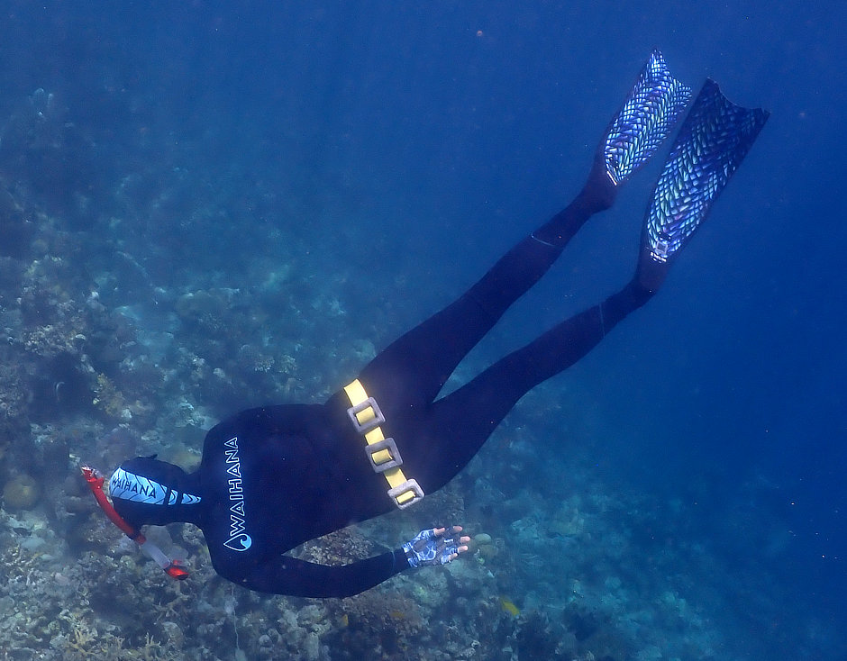 Nicole in her Leaderfins Fiberglass fins